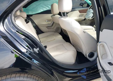 2022 Mercedes-Benz A 220 4Matic z USA, uszkodzony, nr VIN W1K3G4FB1NJ361754